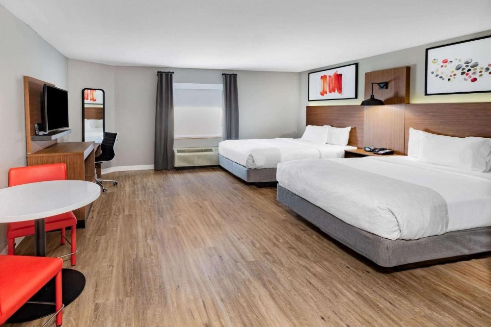 Hawhorn Suites by Wyndham Ardmore Image 11